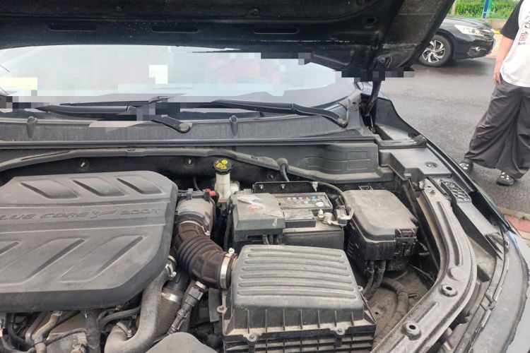 Used CHANGAN UNI-T 2020 1.5T Flagship Version Engine Bay Left
