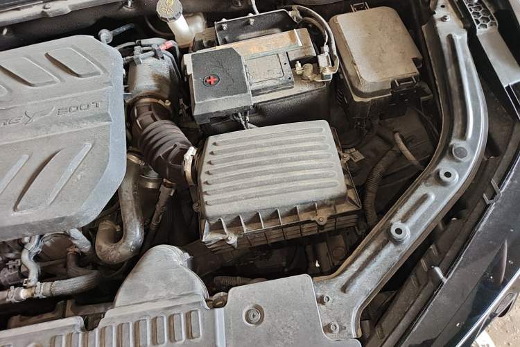 Used CHANGAN UNI-T 2020 1.5T Prestige Version Engine Bay Left