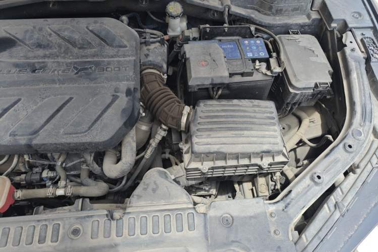 Used CHANGAN UNI-T 2020 1.5T Flagship Version Engine Bay Left