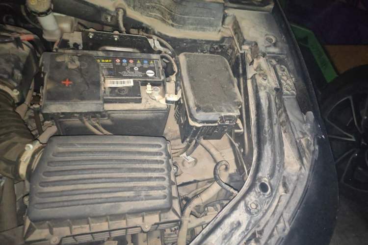 Used CHANGAN UNI-T 2020 1.5T Flagship Version Engine Bay Left
