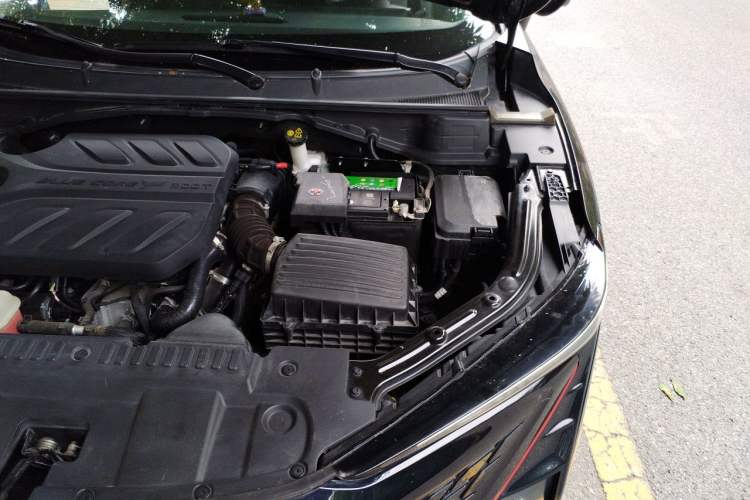 Used CHANGAN UNI-T 2020 1.5T Flagship Version Engine Bay Left