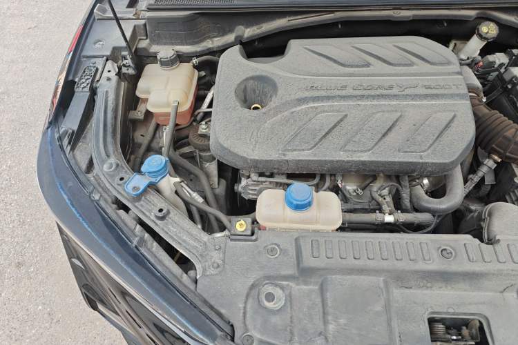 Used CHANGAN UNI-T 2020 1.5T Flagship Version Engine Bay Right