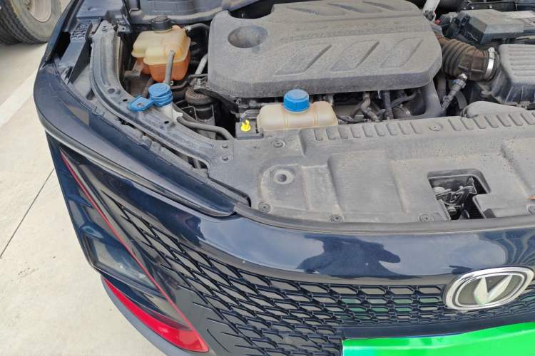 Used CHANGAN UNI-T 2020 1.5T Prestige Version Engine Bay Right