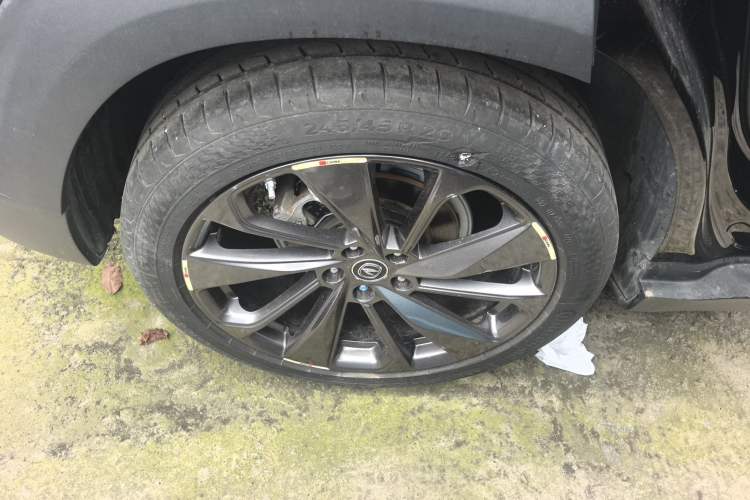 Used CHANGAN UNI-T 2020 1.5T Flagship Version Exterior 5