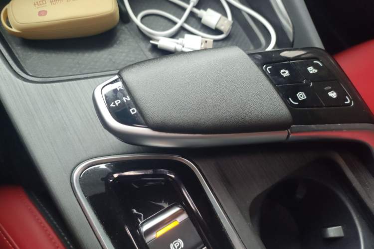 Used CHANGAN UNI-T 2020 1.5T Flagship Version Gear Lever