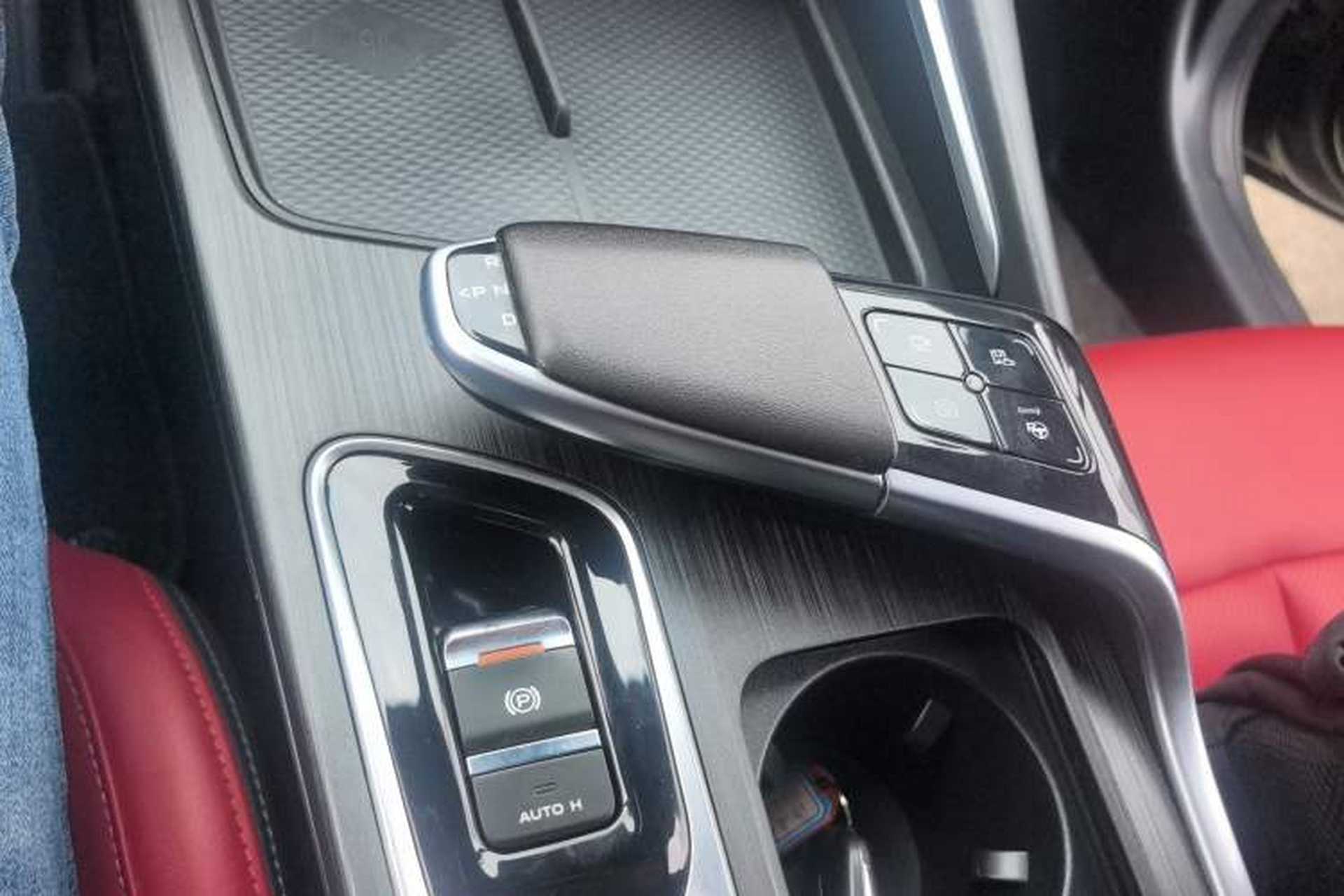 Used CHANGAN UNI-T 2020 1.5T Flagship Version Gear Lever