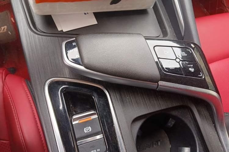 Used CHANGAN UNI-T 2020 1.5T Flagship Version Gear Lever