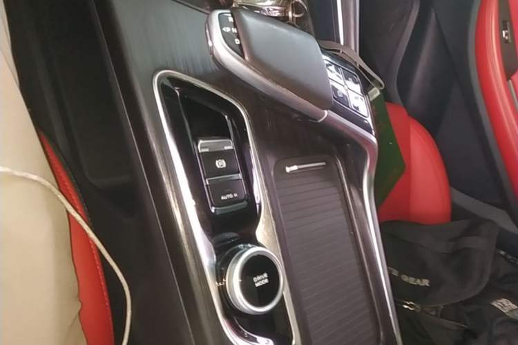 Used CHANGAN UNI-T 2020 1.5T Flagship Version Gear Lever