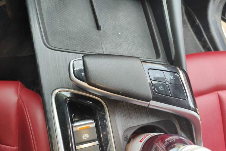 Used CHANGAN UNI-T 2020 1.5T Prestige Version Gear Lever