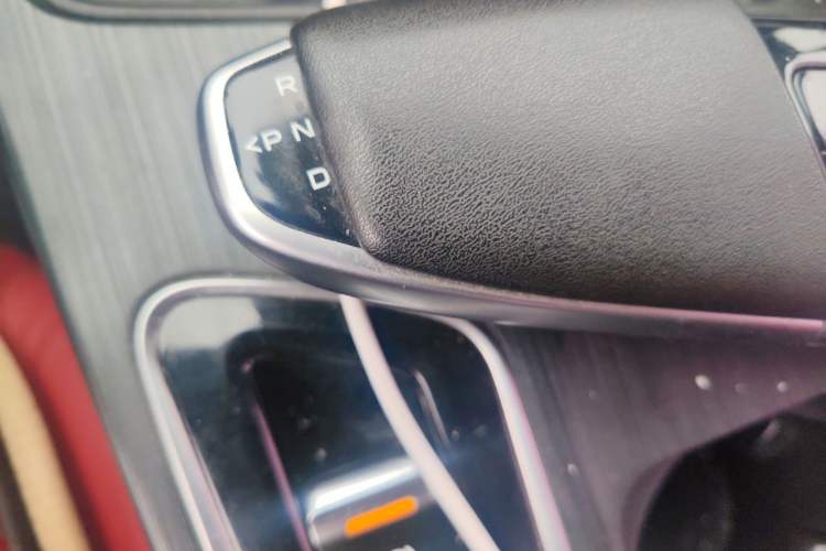 Used CHANGAN UNI-T 2020 1.5T Prestige Version Gear Lever