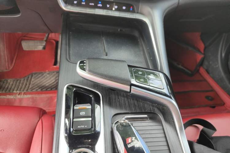 Used CHANGAN UNI-T 2020 1.5T Prestige Version Gear Lever