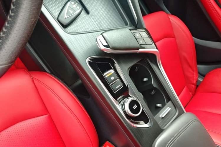 Used CHANGAN UNI-T 2020 1.5T Prestige Version Gear Lever