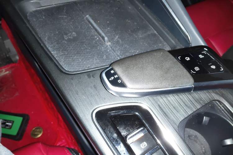 Used CHANGAN UNI-T 2020 1.5T Flagship Version Gear Lever