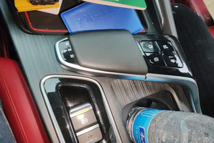 Used CHANGAN UNI-T 2020 1.5T Flagship Version Gear Lever
