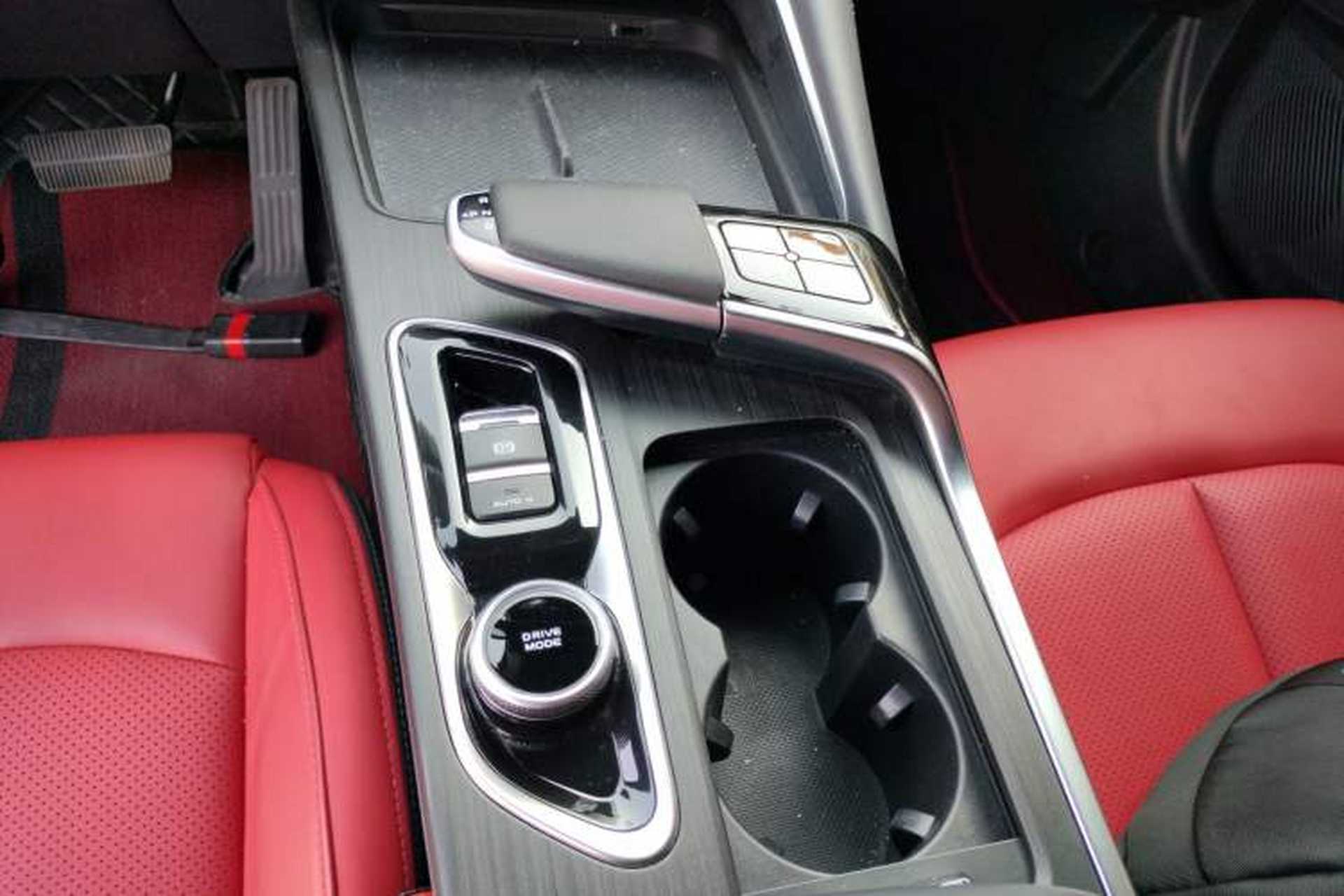 Used CHANGAN UNI-T 2020 1.5T Prestige Version Gear Lever