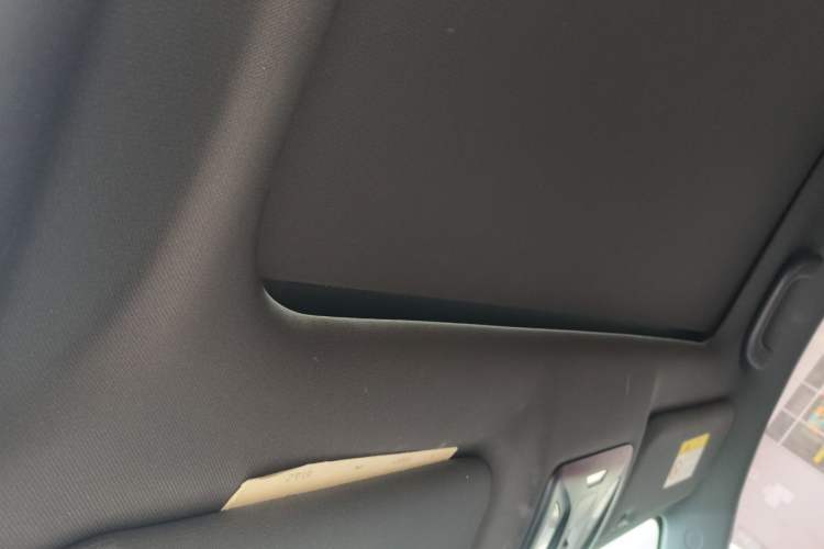 Used CHANGAN UNI-T 2020 1.5T Prestige Version Headliner