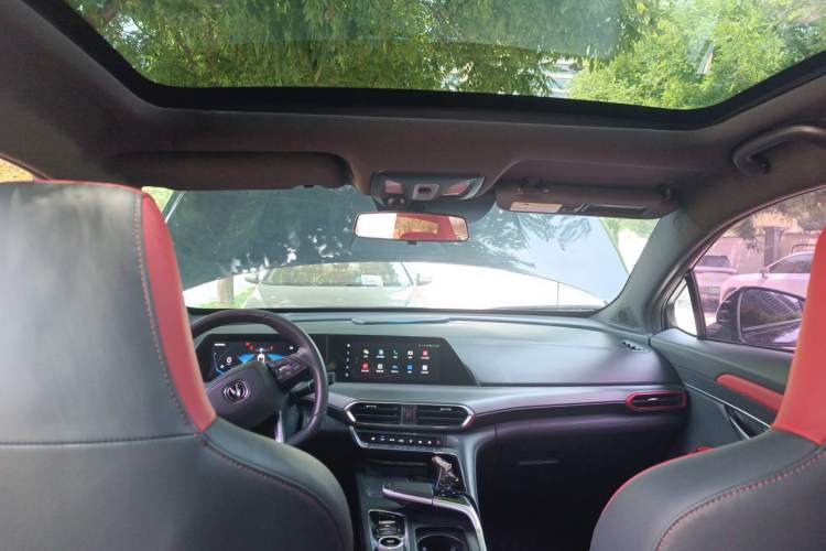 Used CHANGAN UNI-T 2020 1.5T Prestige Version Headliner
