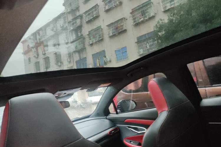 Used CHANGAN UNI-T 2020 1.5T Flagship Version Headliner