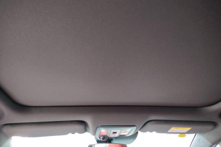 Used CHANGAN UNI-T 2020 1.5T Prestige Version Headliner