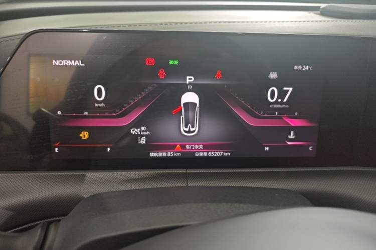 Used CHANGAN UNI-T 2020 1.5T Flagship Version Instrument Cluster