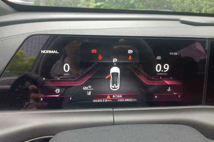 Used CHANGAN UNI-T 2020 1.5T Flagship Version Instrument Cluster