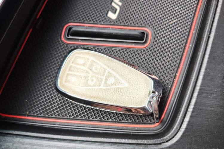 Used CHANGAN UNI-T 2020 1.5T Flagship Version Interior 1