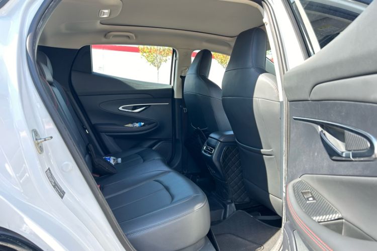 Used CHANGAN UNI-T 2020 1.5T Prestige Version Interior 10
