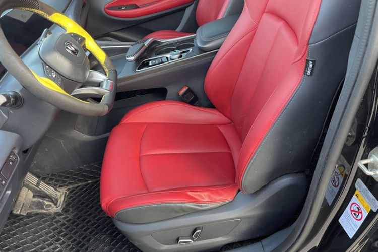 Used CHANGAN UNI-T 2020 1.5T Prestige Version Interior 4