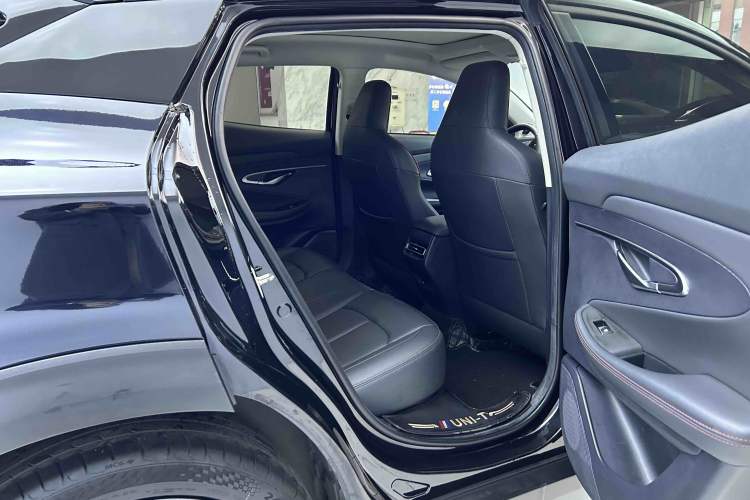 Used CHANGAN UNI-T 2020 1.5T Flagship Version Interior 4