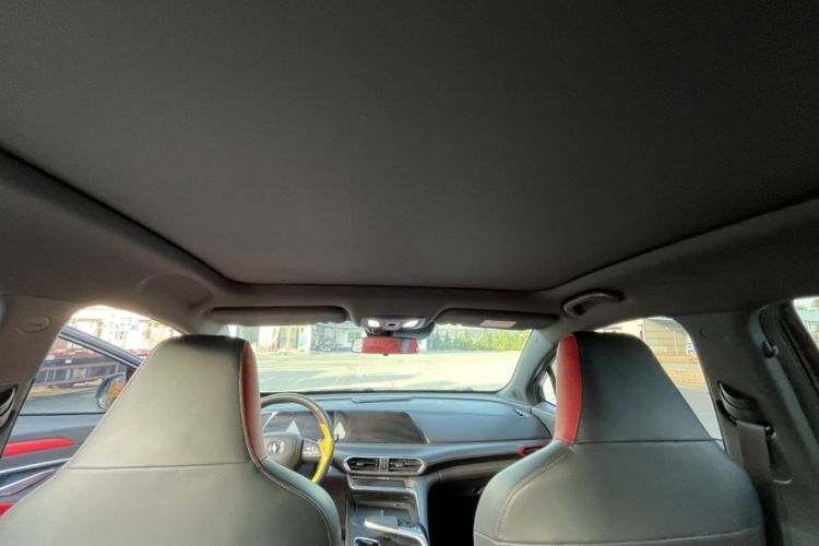 Used CHANGAN UNI-T 2020 1.5T Prestige Version Interior 6