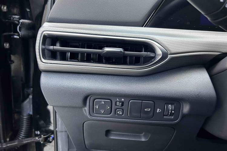 Used CHANGAN UNI-T 2020 1.5T Flagship Version Interior 6