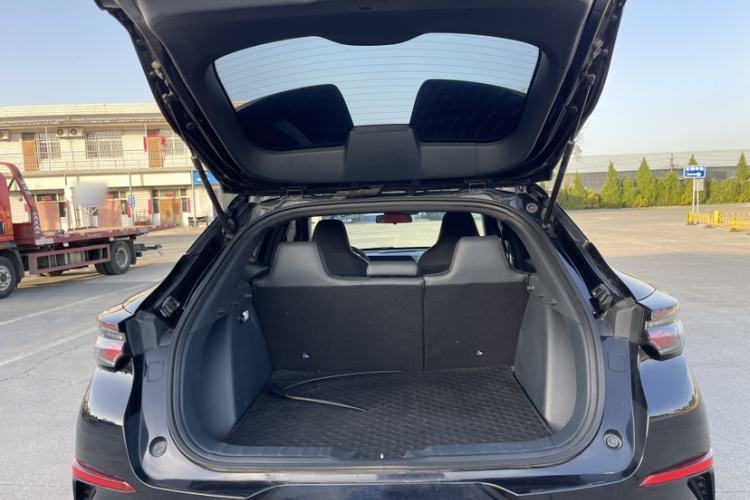 Used CHANGAN UNI-T 2020 1.5T Prestige Version Interior 7