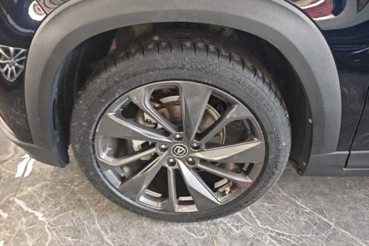 Used CHANGAN UNI-T 2020 1.5T Prestige Version Left Front Wheel Hub