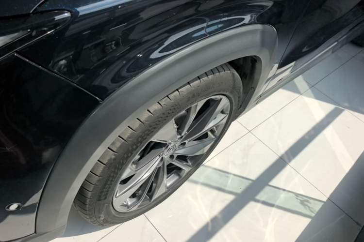 Used CHANGAN UNI-T 2020 1.5T Flagship Version Left Front Wheel Hub