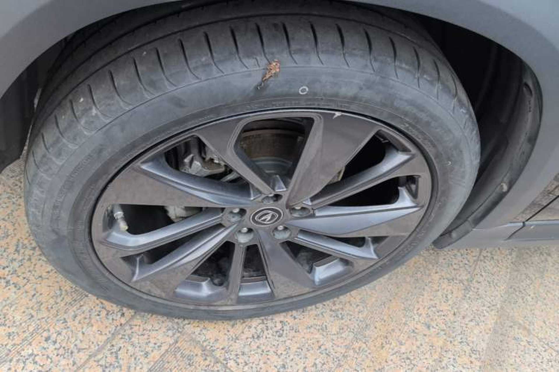 Used CHANGAN UNI-T 2020 1.5T Flagship Version Left Front Wheel Hub