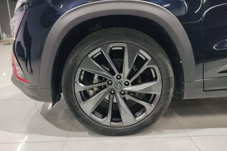 Used CHANGAN UNI-T 2020 1.5T Prestige Version Left Front Wheel Hub