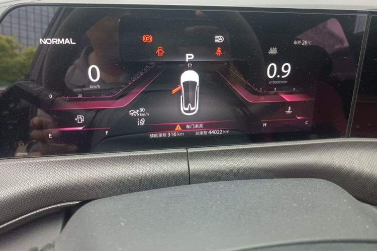 Used CHANGAN UNI-T 2020 1.5T Flagship Version Odometer Close Up
