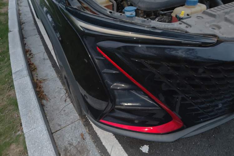 Used CHANGAN UNI-T 2020 1.5T Flagship Version Right Front Headlight