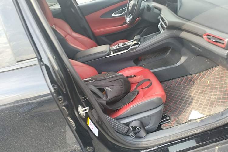 Used CHANGAN UNI-T 2020 1.5T Flagship Version Right Front Seat