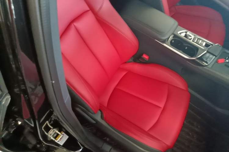 Used CHANGAN UNI-T 2020 1.5T Prestige Version Right Front Seat
