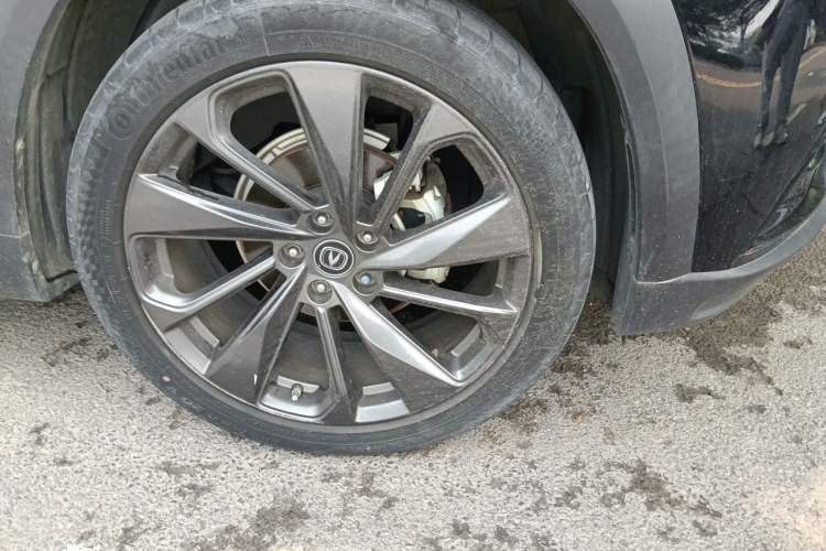 Used CHANGAN UNI-T 2020 1.5T Prestige Version Right Front Wheel Hub