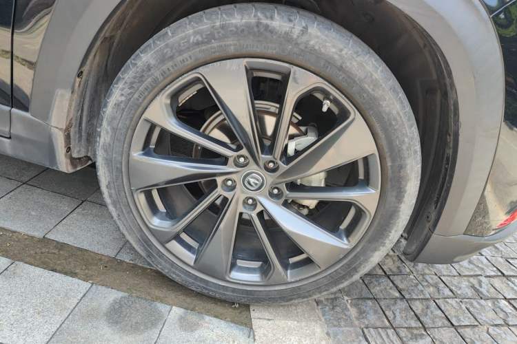 Used CHANGAN UNI-T 2020 1.5T Prestige Version Right Front Wheel Hub