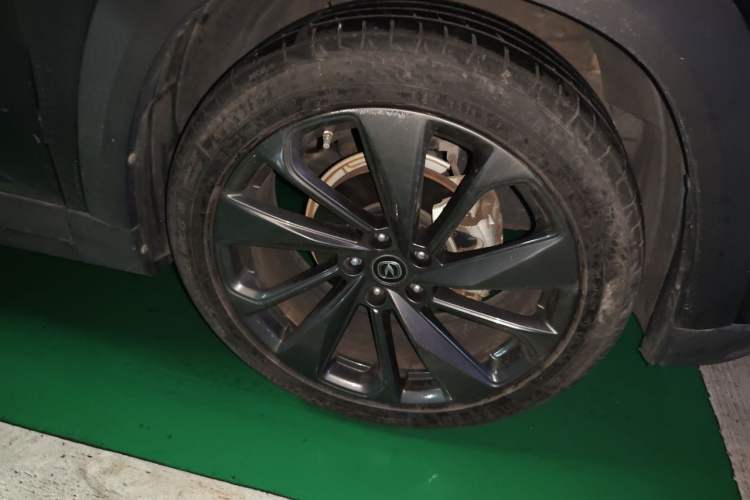 Used CHANGAN UNI-T 2020 1.5T Prestige Version Right Front Wheel Hub