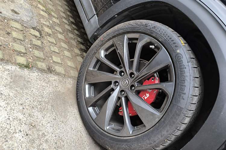 Used CHANGAN UNI-T 2020 1.5T Prestige Version Right Front Wheel Hub