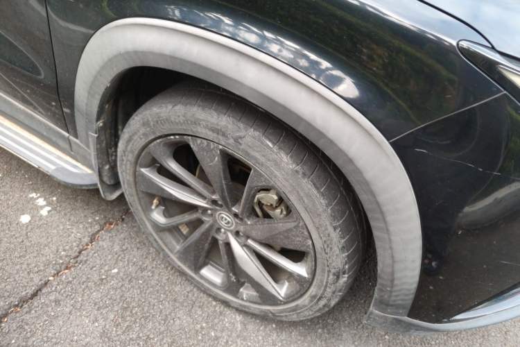 Used CHANGAN UNI-T 2020 1.5T Prestige Version Right Front Wheel Hub