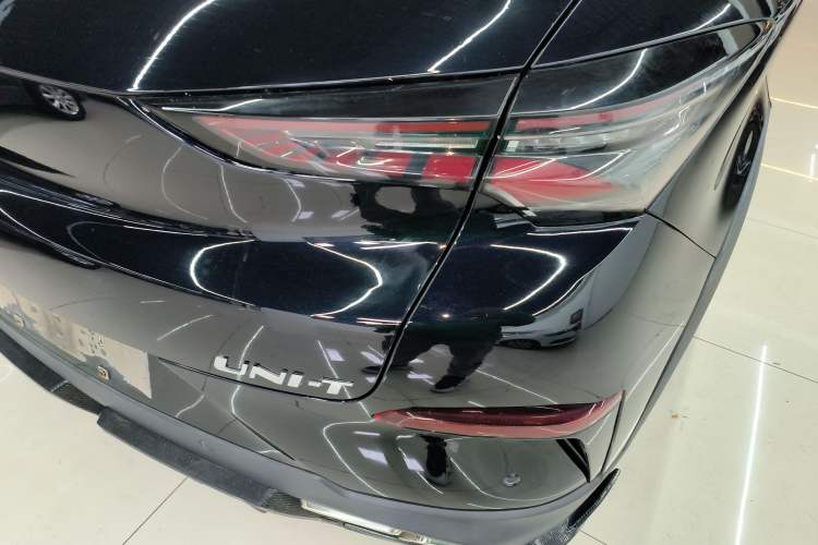 Used CHANGAN UNI-T 2020 1.5T Prestige Version Right Rear Taillight