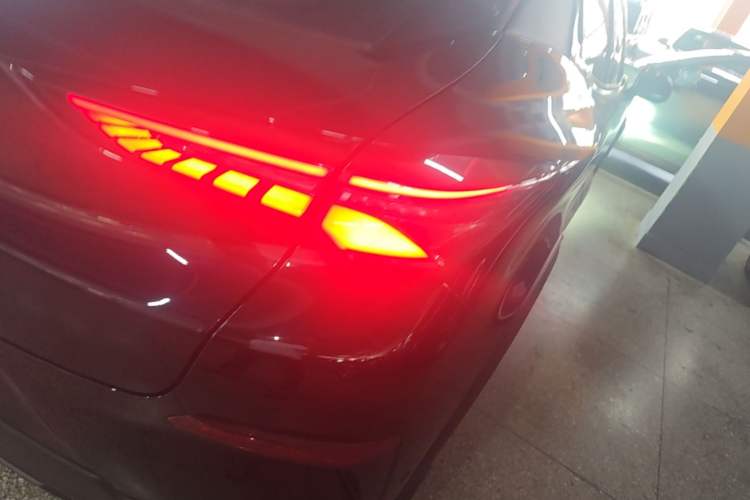 Used CHANGAN UNI-T 2020 1.5T Flagship Version Right Rear Taillight