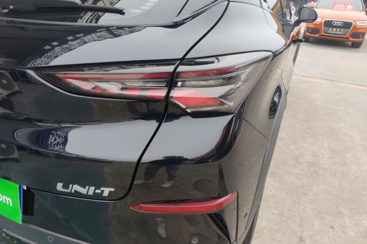 Used CHANGAN UNI-T 2020 1.5T Flagship Version Right Rear Taillight