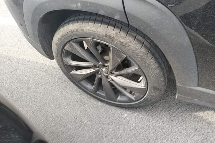Used CHANGAN UNI-T 2020 1.5T Flagship Version Right Rear Wheel Hub