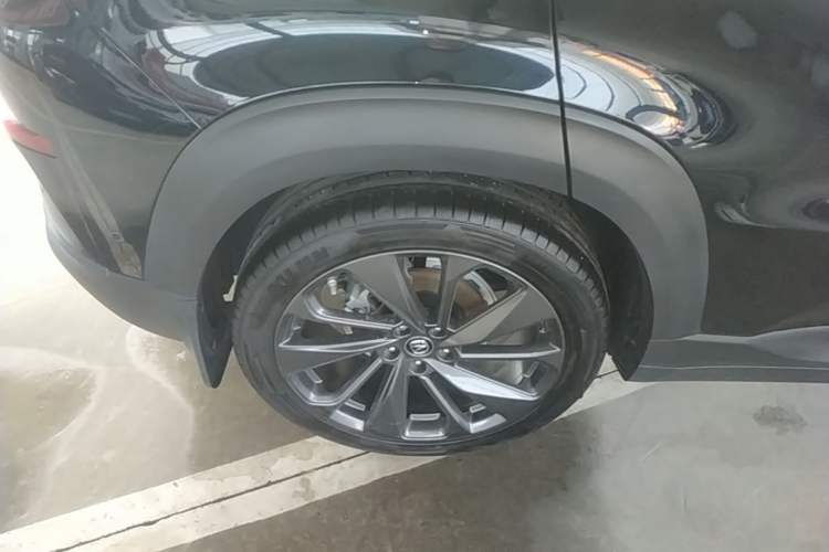 Used CHANGAN UNI-T 2020 1.5T Flagship Version Right Rear Wheel Hub